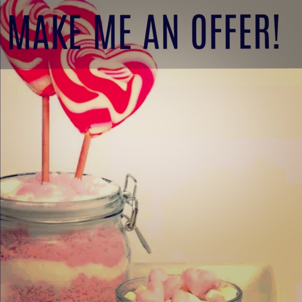 My shop welcomes all offers! ❤️